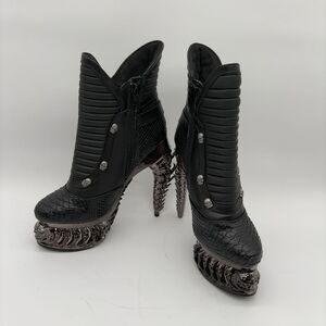 Hades Naga boots